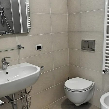 Nuovo E Funzionale Apartment *